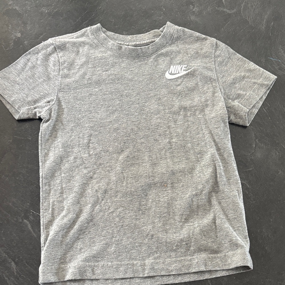 Nike Gray Heather Short Sleeve Tee with White Logo